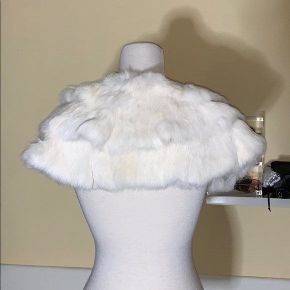 Fur Shrug - Picture 3 of 3